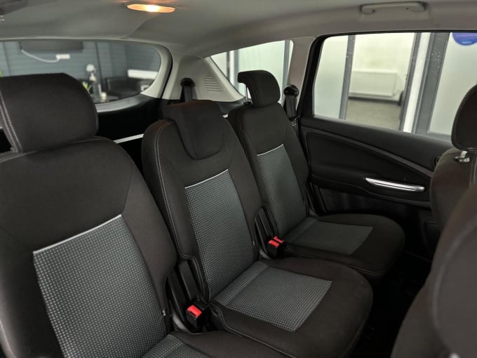 2013 Ford S-max