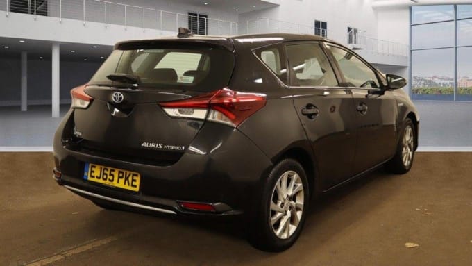 2015 Toyota Auris