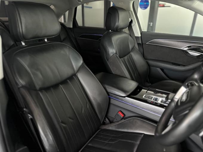 2018 Audi A8
