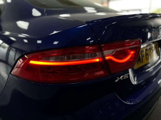 2017 Jaguar Xe