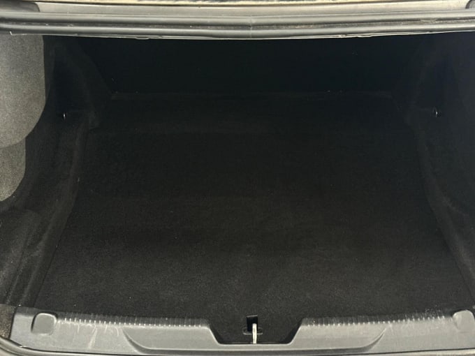 2017 Jaguar Xe