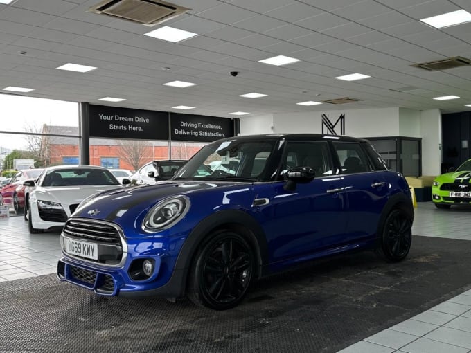 2019 Mini Hatch