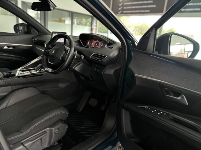 2020 Peugeot 5008