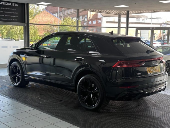 2018 Audi Q8