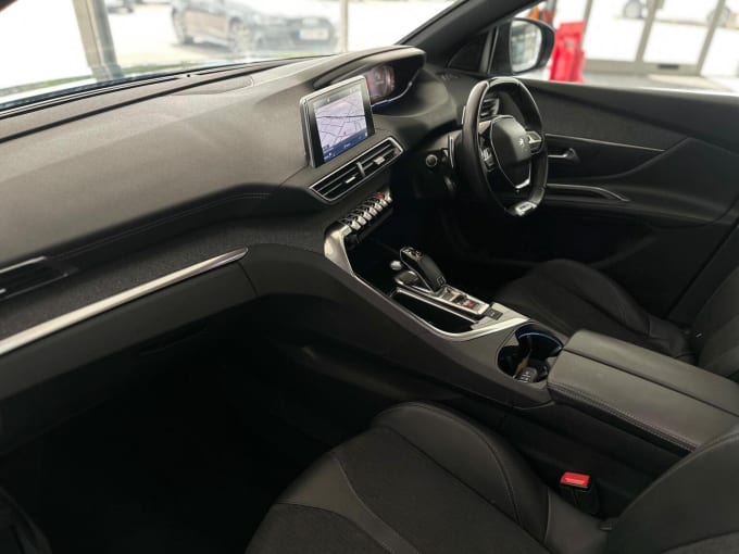 2020 Peugeot 5008