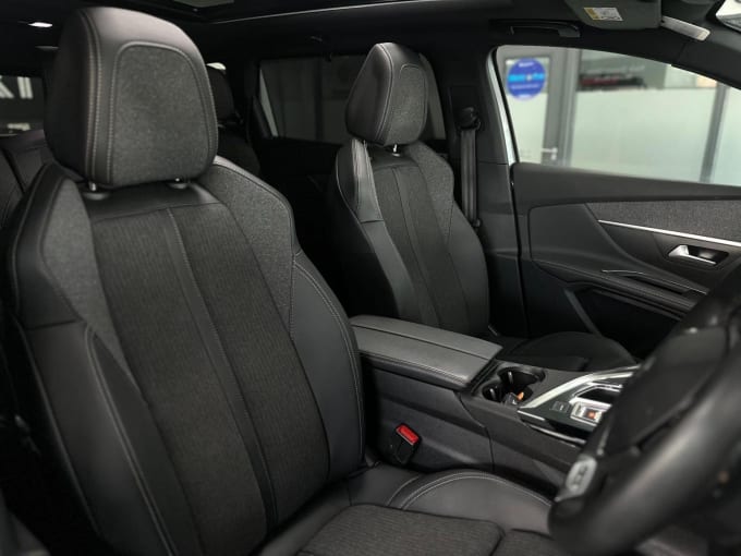 2019 Peugeot 5008