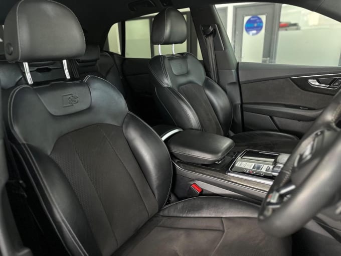 2018 Audi Q8