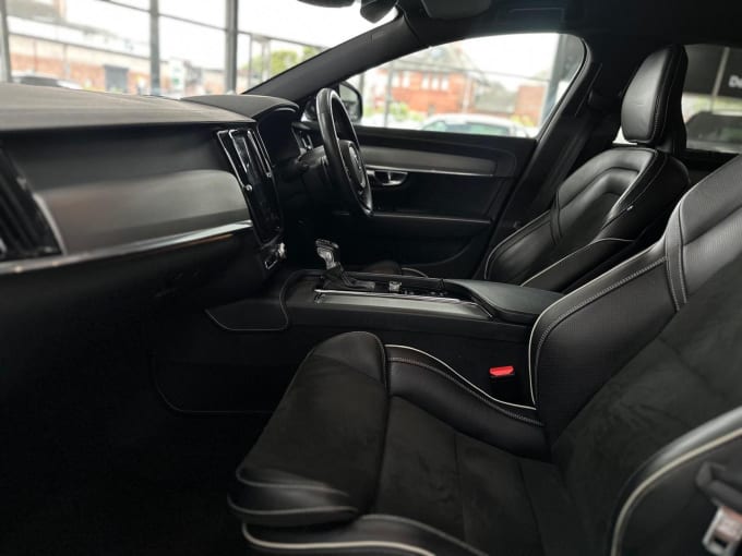 2019 Volvo S90