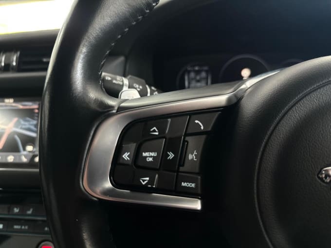 2017 Jaguar Xf