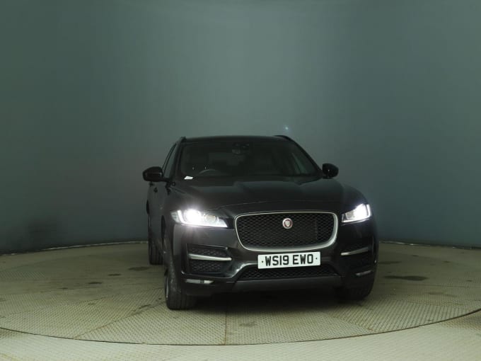 2019 Jaguar F-pace