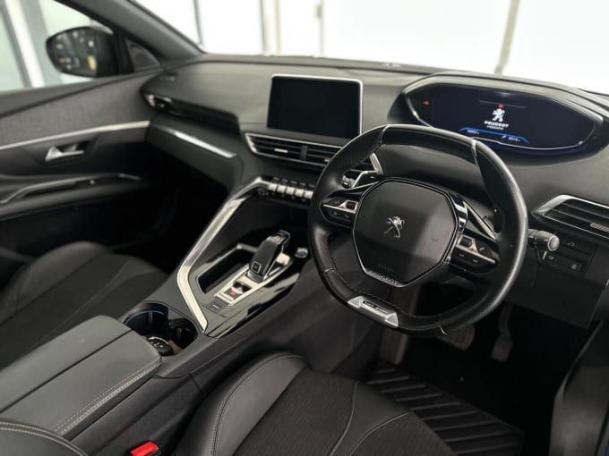 2020 Peugeot 5008
