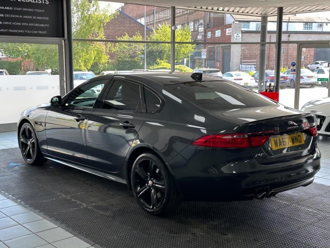 2017 Jaguar Xf