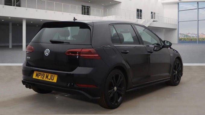2019 Volkswagen Golf