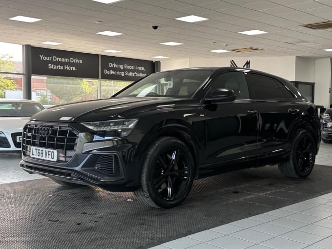 2018 Audi Q8