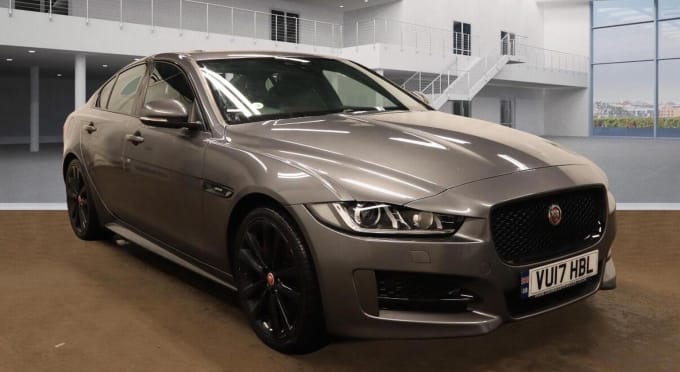 2017 Jaguar Xe