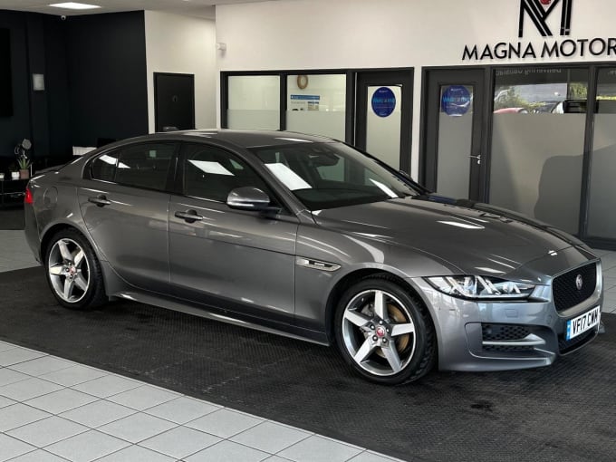 2017 Jaguar Xe
