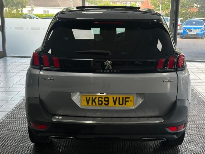 2019 Peugeot 5008