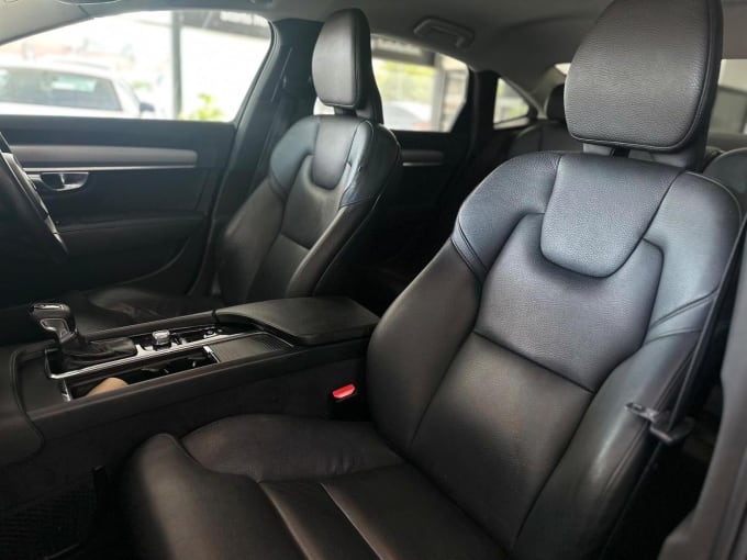 2020 Volvo S90